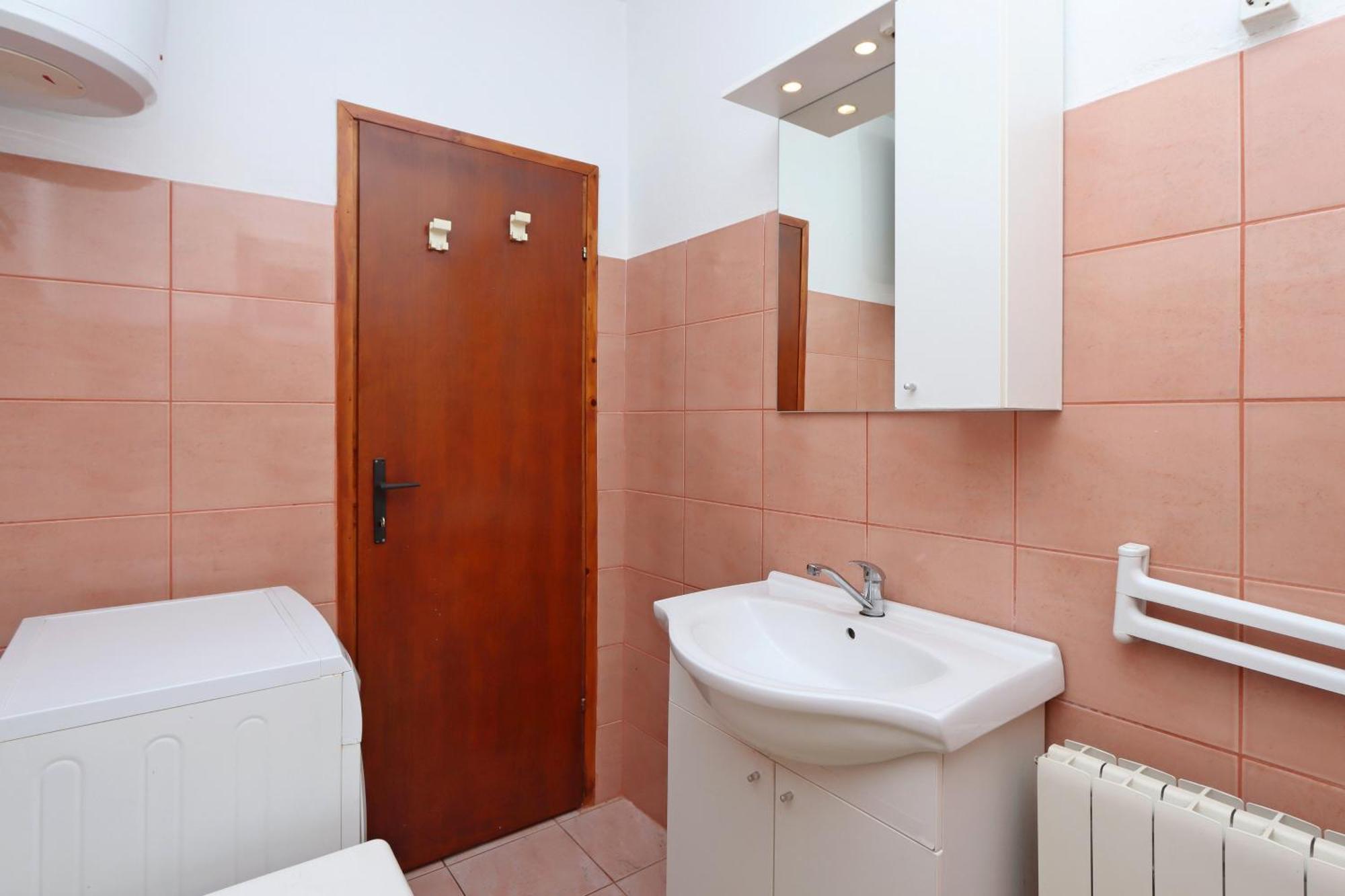 Apartments With A Parking Space Senj - 5571 Phòng bức ảnh